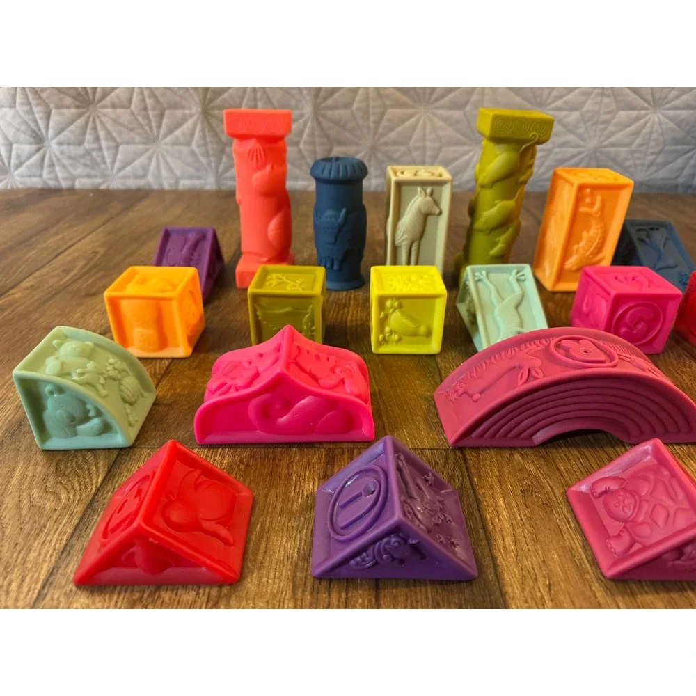 Battat B Toys One Two Squeeze Soft Building Blocks Multicolor Sensory Lot 21 PC